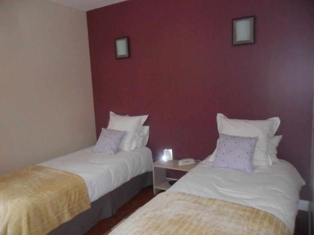 Hotel La Buissonniere Bannay  Habitación foto