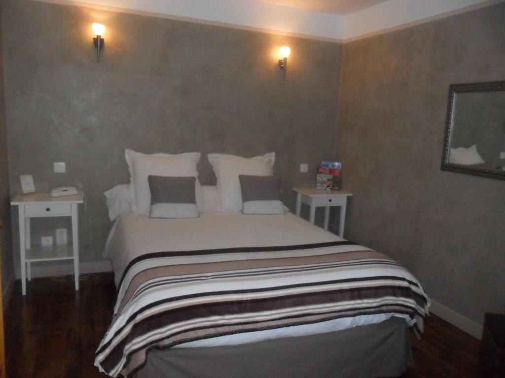 Hotel La Buissonniere Bannay  Habitación foto