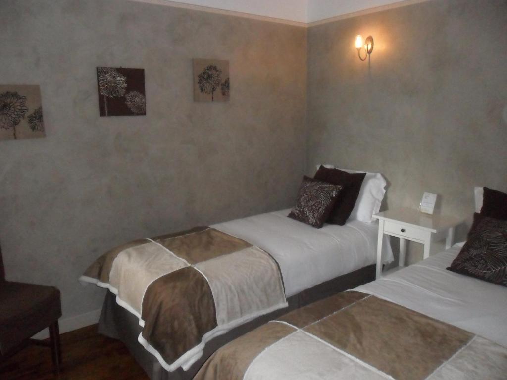Hotel La Buissonniere Bannay  Habitación foto